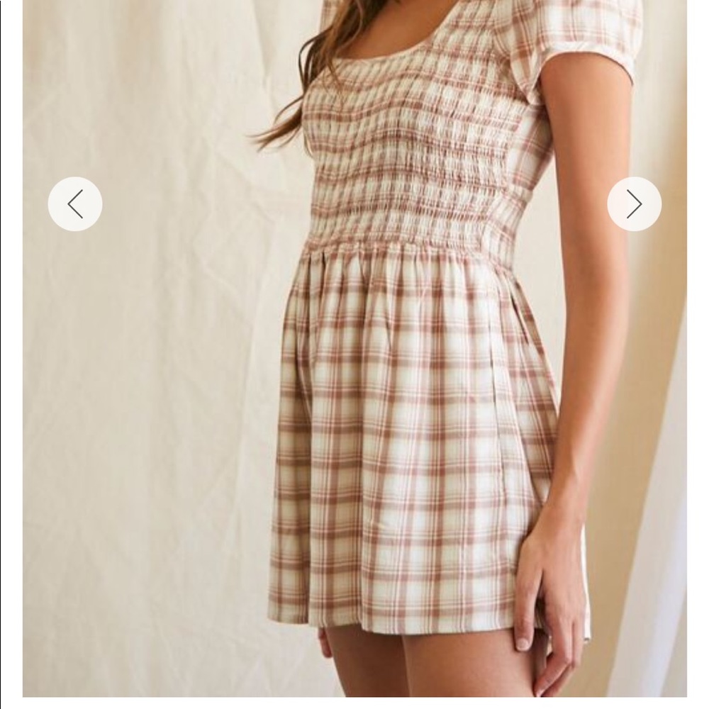 F21 - Picture 2 of 4